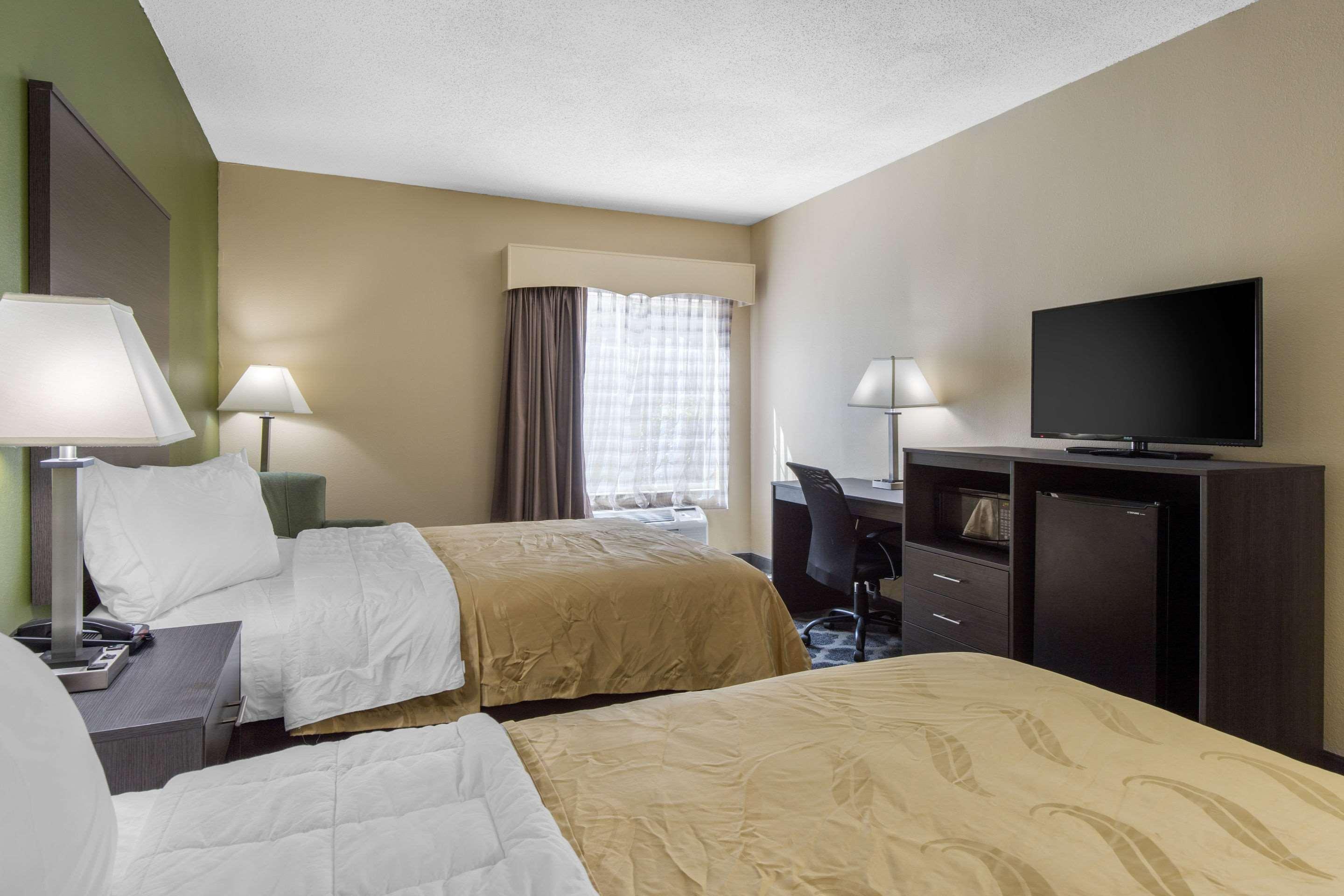Quality 2* Kingstree